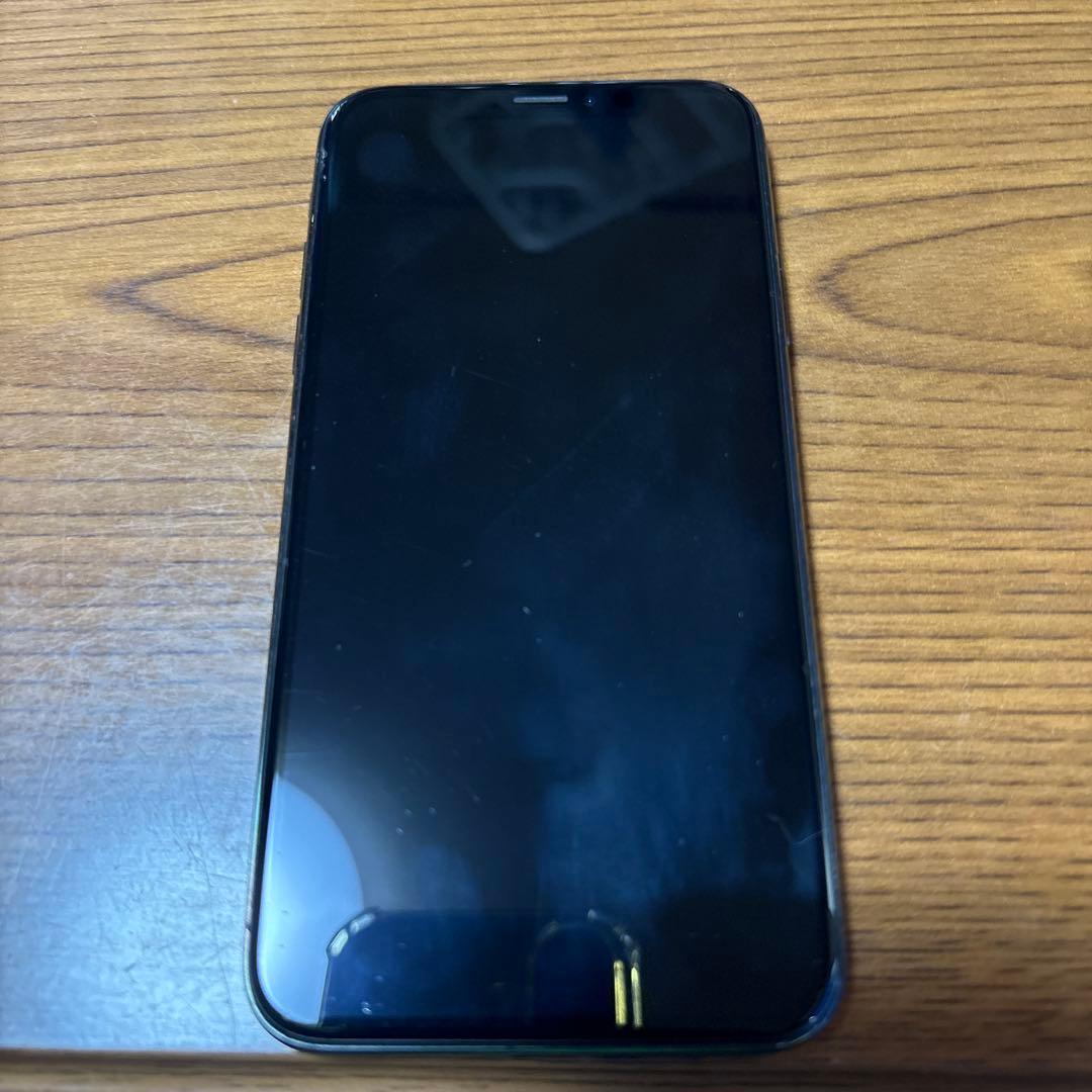 iPhone ブラック 本体 デュアルカメラ