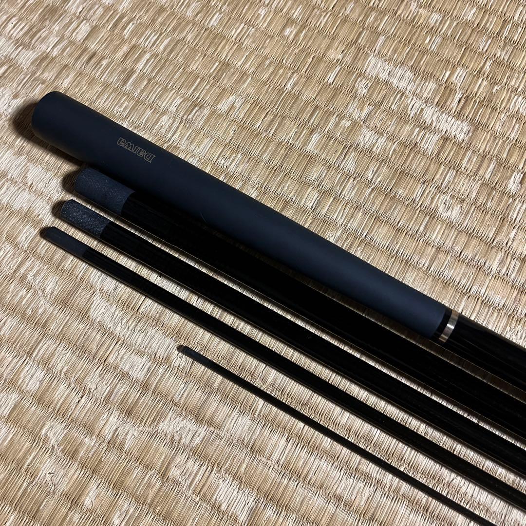 【美品】 ダイワ HS 波紋J 硬調18 HVF へらぶな 鯉 ハヤ 万能 竿