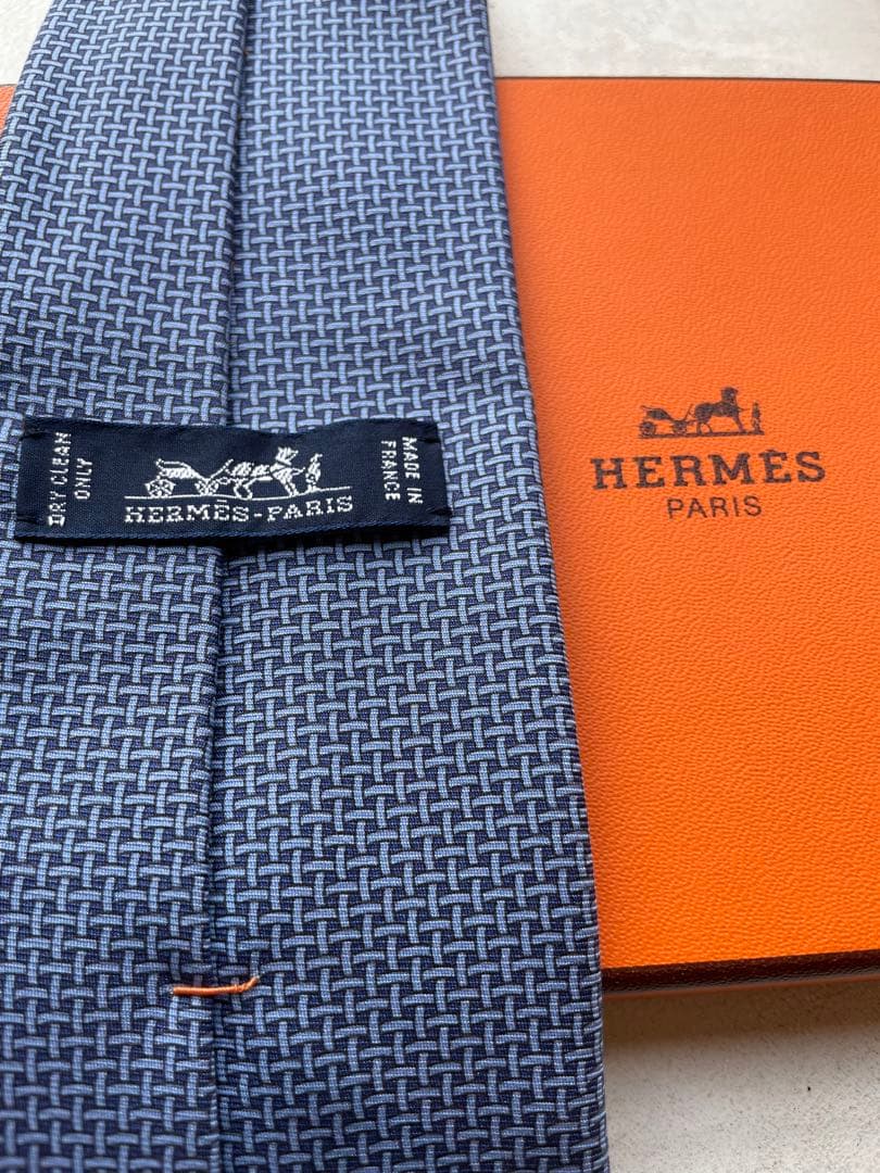 【極美品】HERMES ネイビー 幾何学模様 ネクタイ