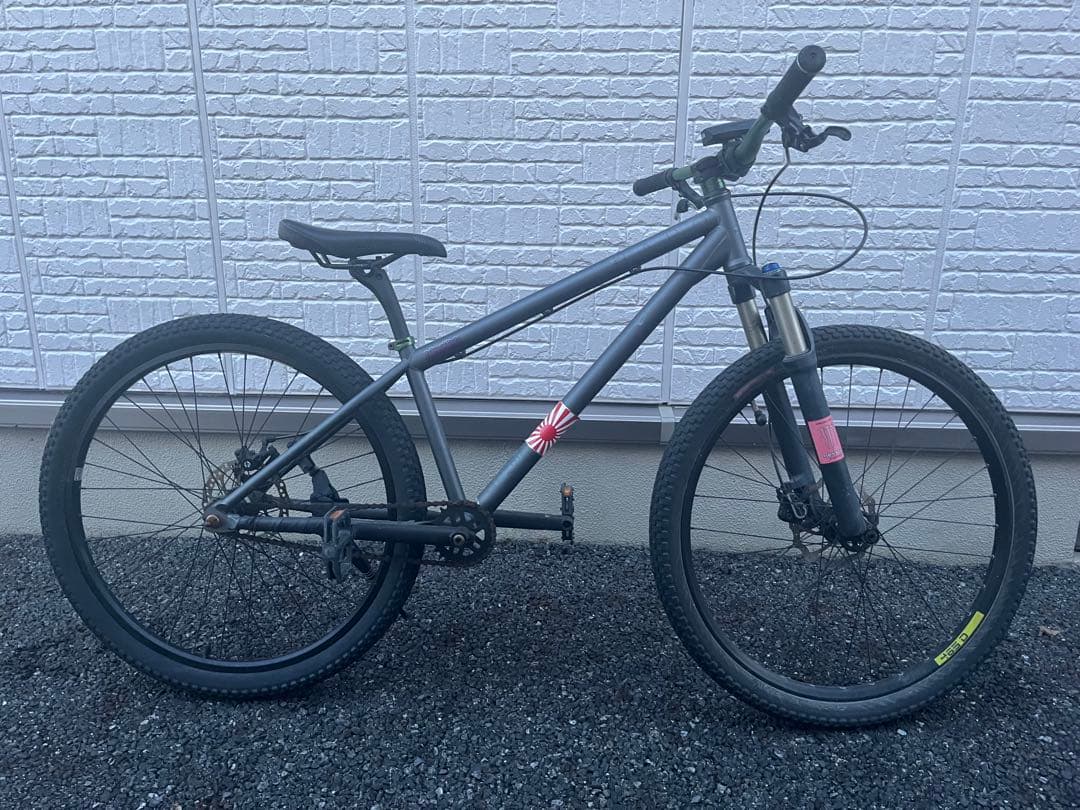 『直接お渡しできる方』グレー アルミ製 マウンテンバイク 26インチ