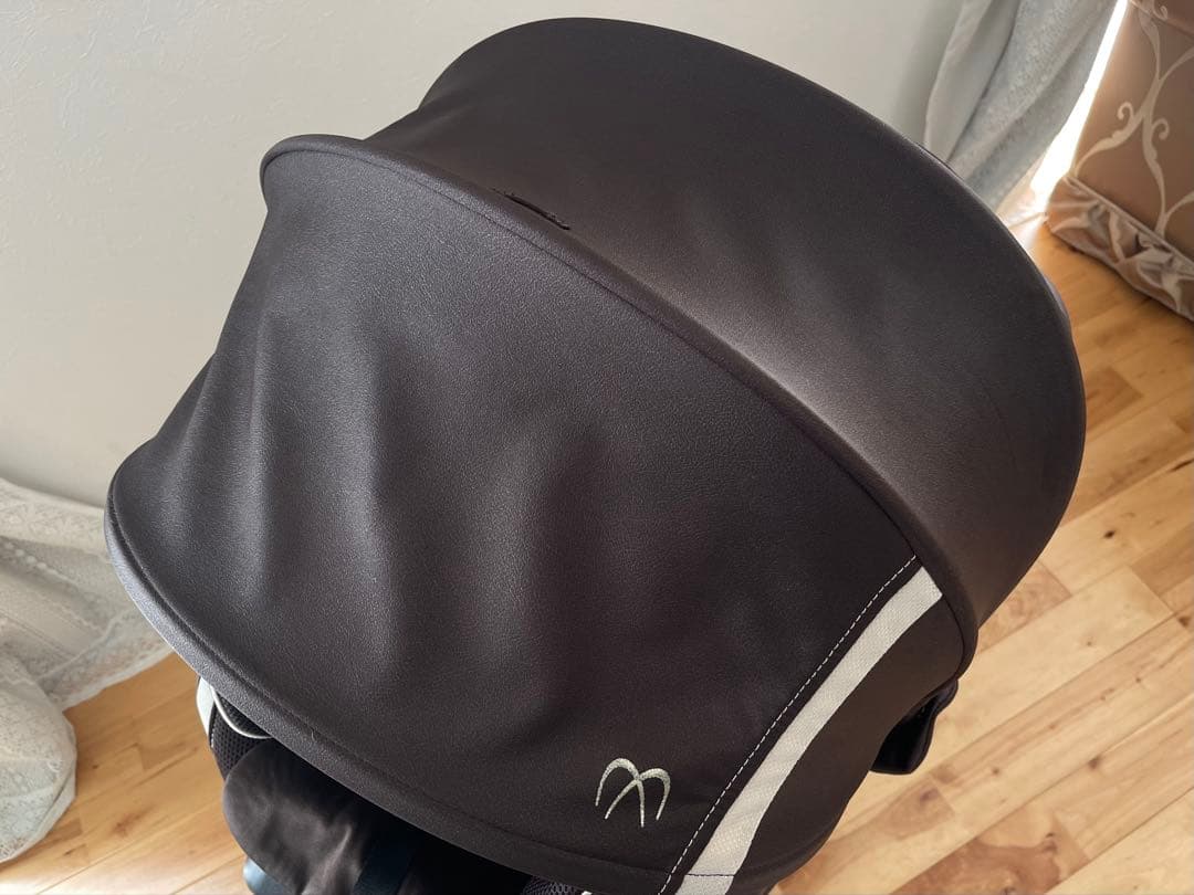 【美品】新生児チャイルドシート エールベベ クルット3iグランス isofix