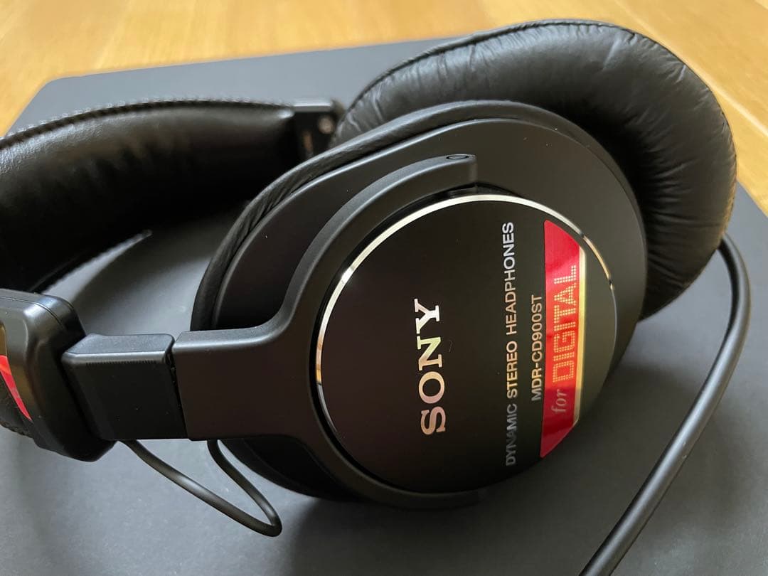 SONY MDR-CD900ST スタジオモニターヘ ッドフォン