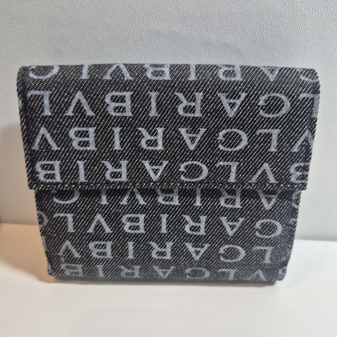 希少　BVLGARI ブルガリ 二つ折り財布 デニム