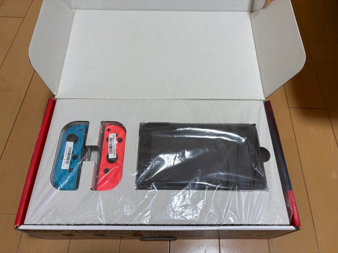 Nintendo Switch ネオン 本体 赤・青　完動品