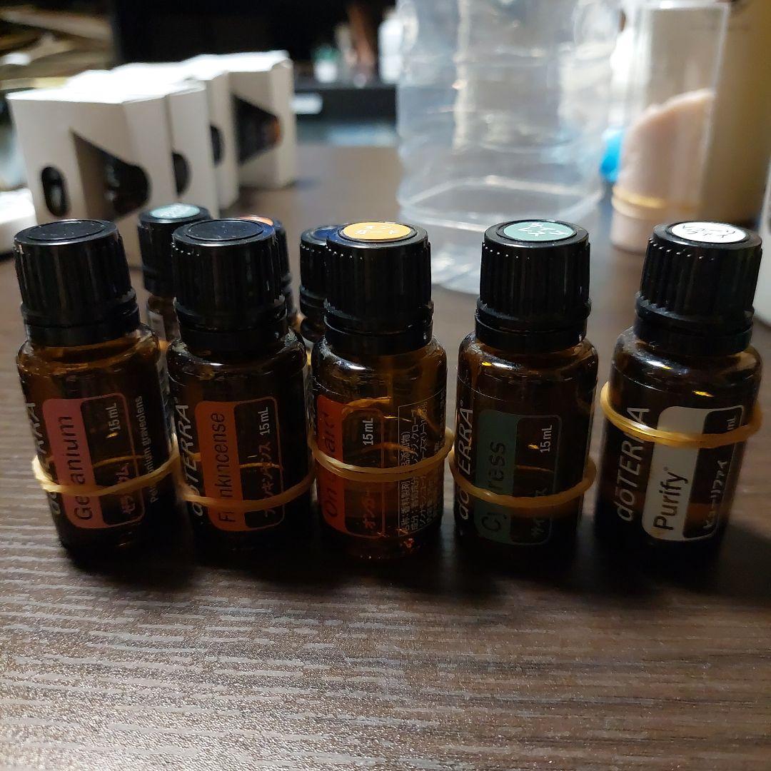 24時間限定値下げ　doTERRA エッセンシャルオイル セット２4本おまけつき