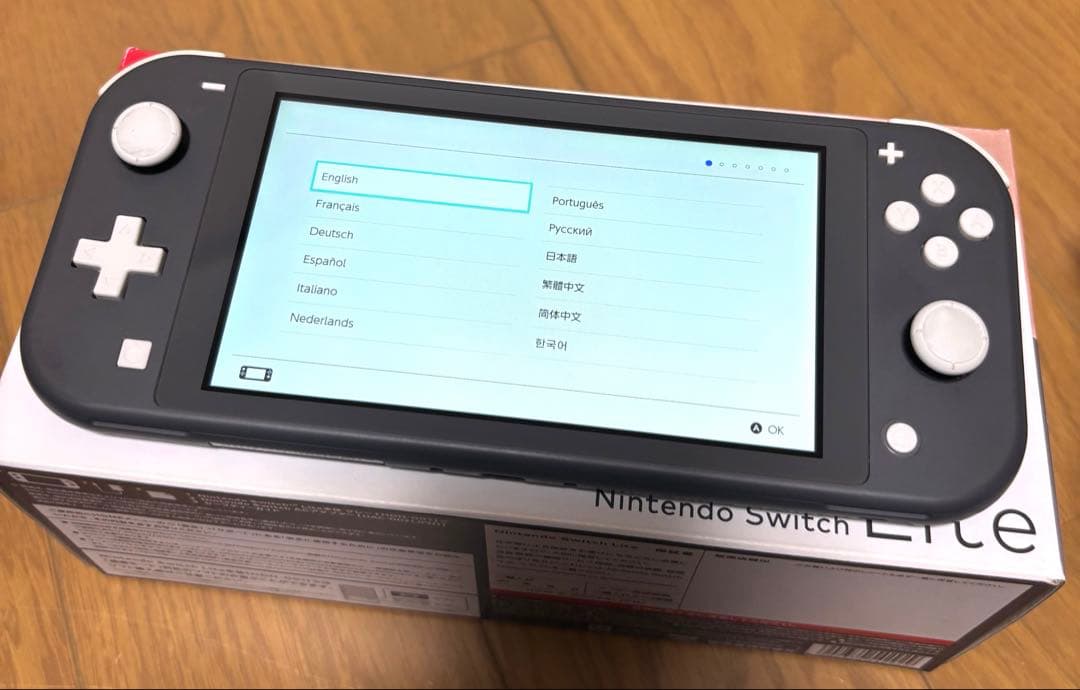 Nintendo Switch Lite ブラック　本体　スイッチライト　任天堂