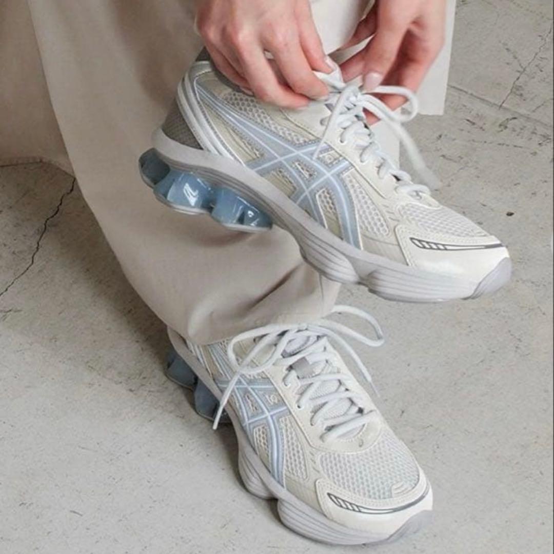 新品未使用【asics】emmi GEL-KINETIC FLUENT