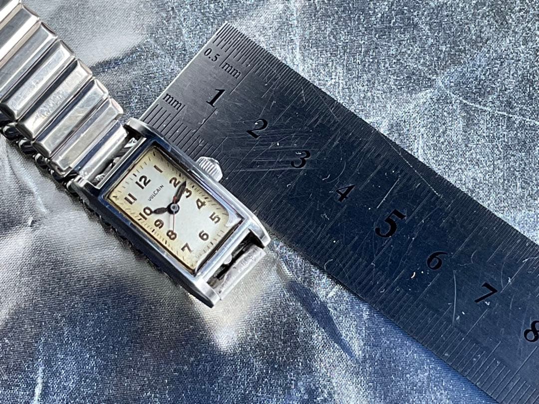 ★玄人マニア御用達❣️1950年代OLD.VULCAIN★レクタンケース稼働OK❣️