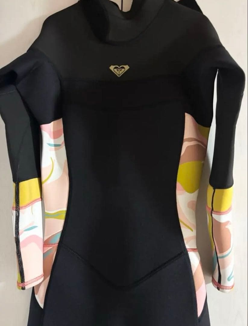 【新品 】ROXY ロキシー ウェット　フルスーツS 女性用　送料込み　最終値下