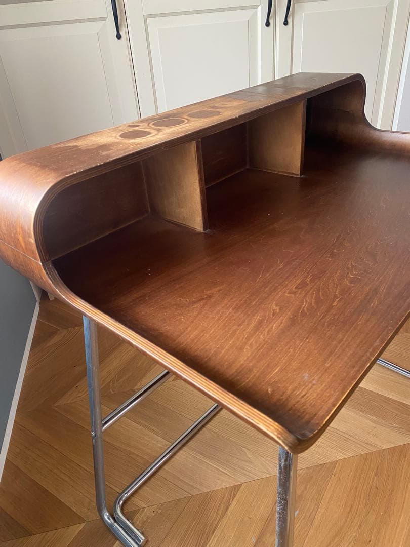 パイプデスク　棚付き（used)