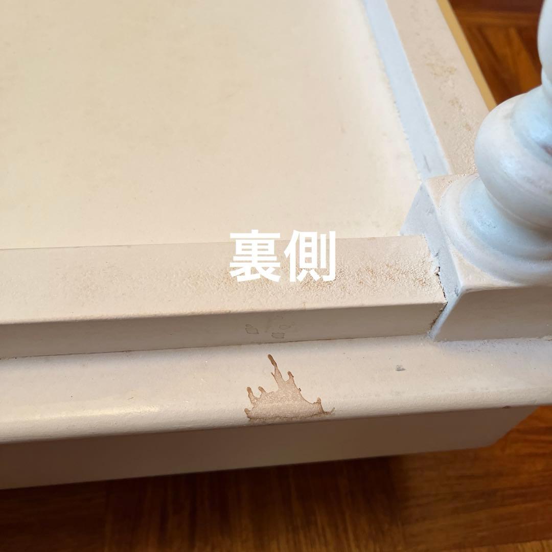 カントリーコーナー社　ベッドテーブル