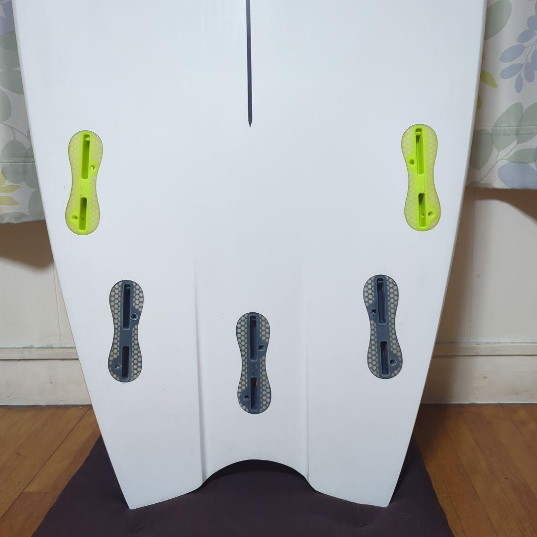 送料込　5.6 ジャスティスサーフボード　ラプター　justice