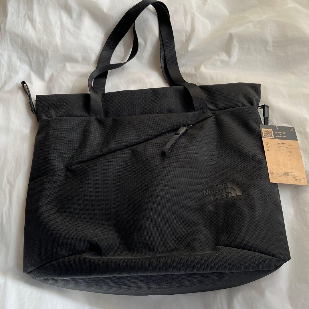 ノースフェイス　ブラック　ピレネートート