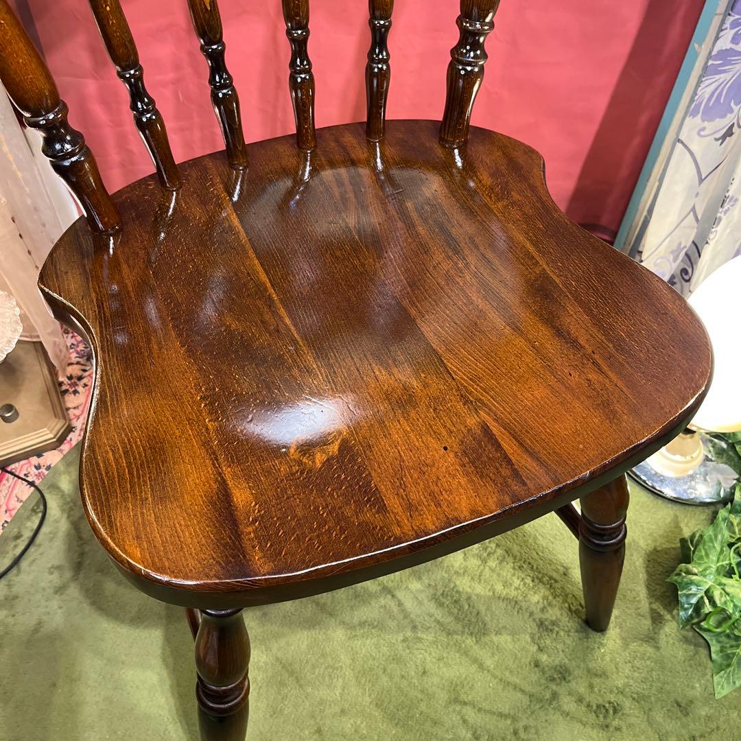 L ２-１　キツツキマーク ヴィンテージ スピンドルチェア　飛騨産業