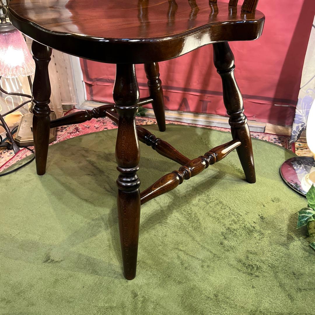 L ２-１　キツツキマーク ヴィンテージ スピンドルチェア　飛騨産業