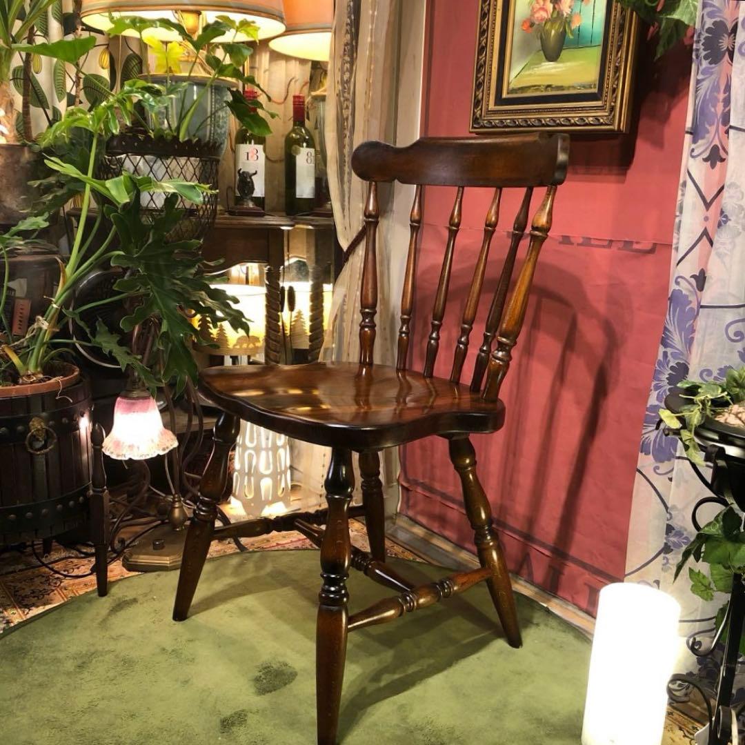 L ２-１　キツツキマーク ヴィンテージ スピンドルチェア　飛騨産業