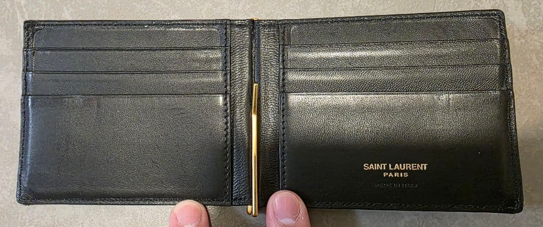 K*I様 SAINT LAURENT 財布 マネークリップ型 クロコ