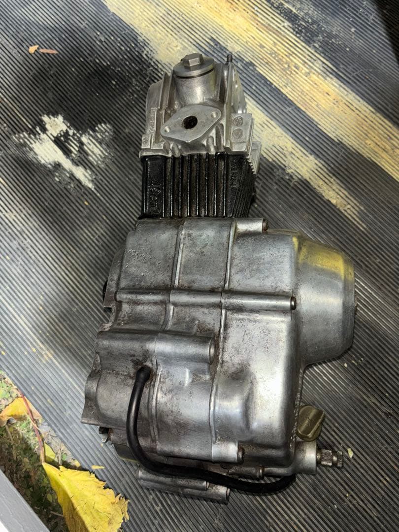 ホンダモンキー49CCエンジン