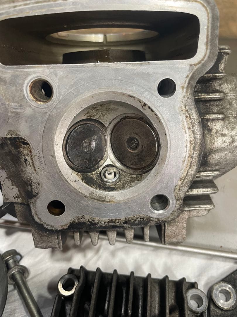 CD90S 純正シリンダーヘッド　武川ハイカム付き