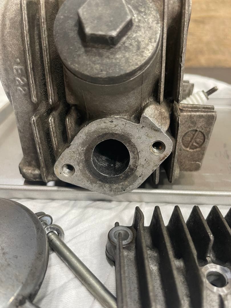 CD90S 純正シリンダーヘッド　武川ハイカム付き