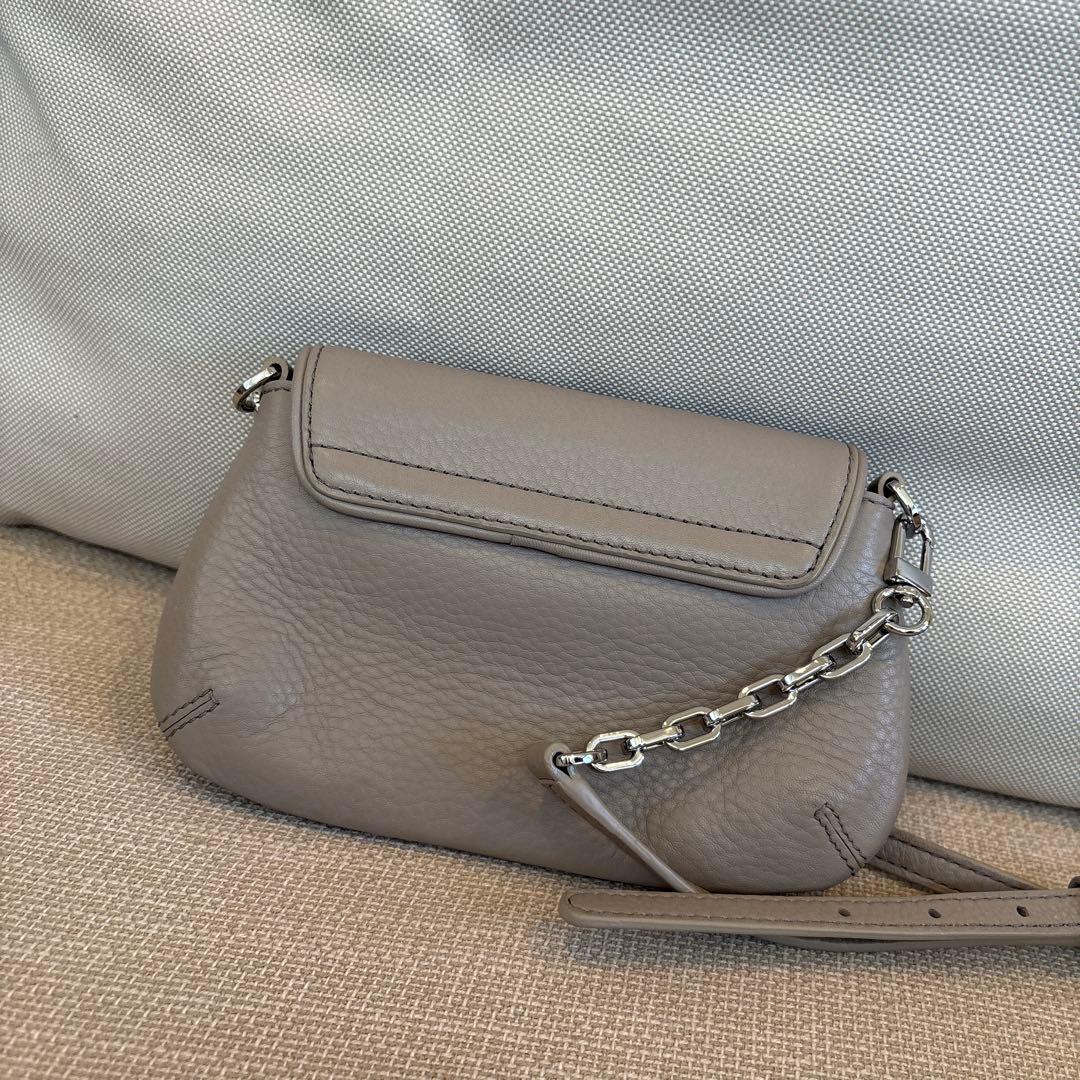 K*読様 極美品　トリーバーチ　ショルダーバッグ