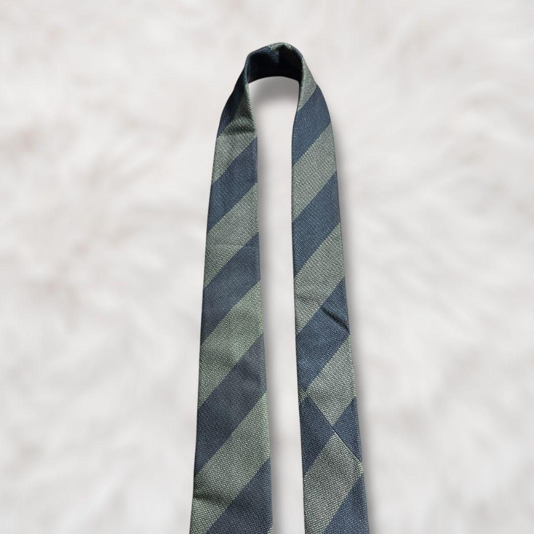 【美品✨】現行 グッチ レジメンタル ナロータイ bee刺繍 ジャガード 暗緑黒