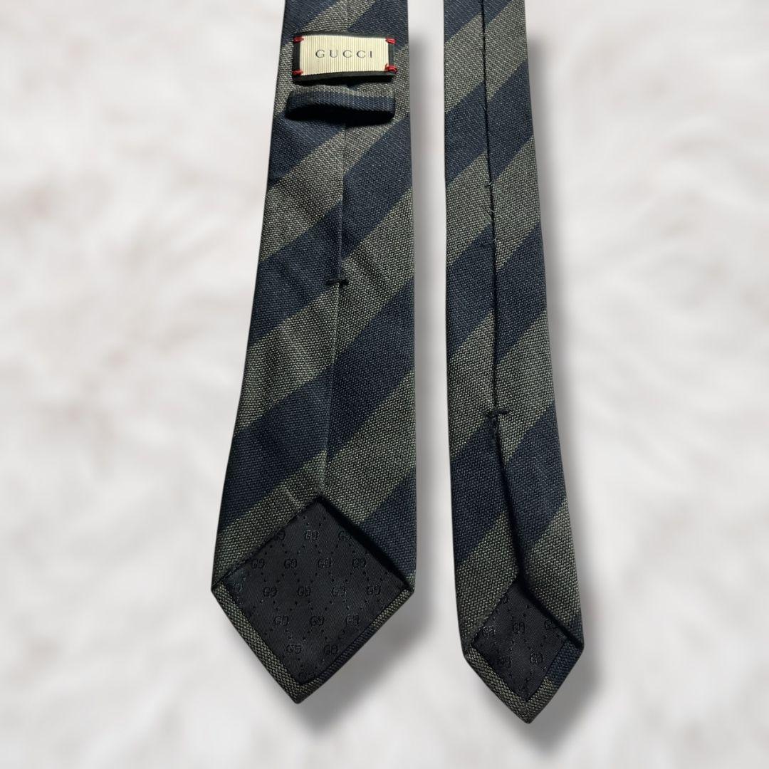 【美品✨】現行 グッチ レジメンタル ナロータイ bee刺繍 ジャガード 暗緑黒