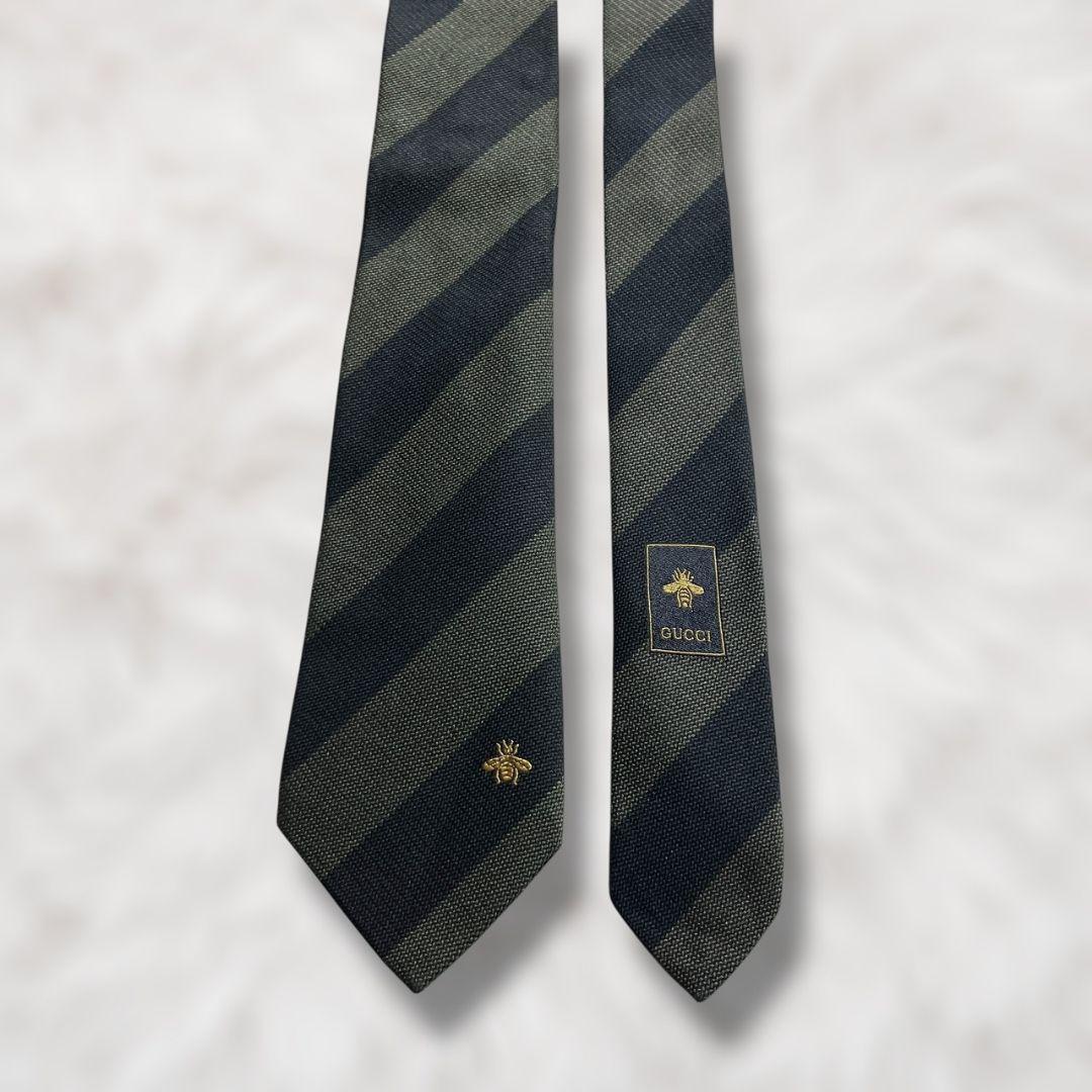 【美品✨】現行 グッチ レジメンタル ナロータイ bee刺繍 ジャガード 暗緑黒