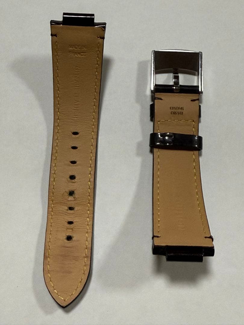 ルイヴィトン タンブール レザーベルト ヴェルニ