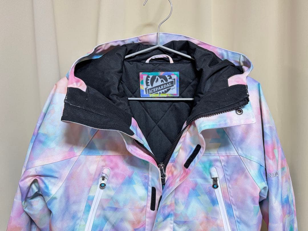 美品！スノーボード　スキーウェア上下セット　Sサイズ