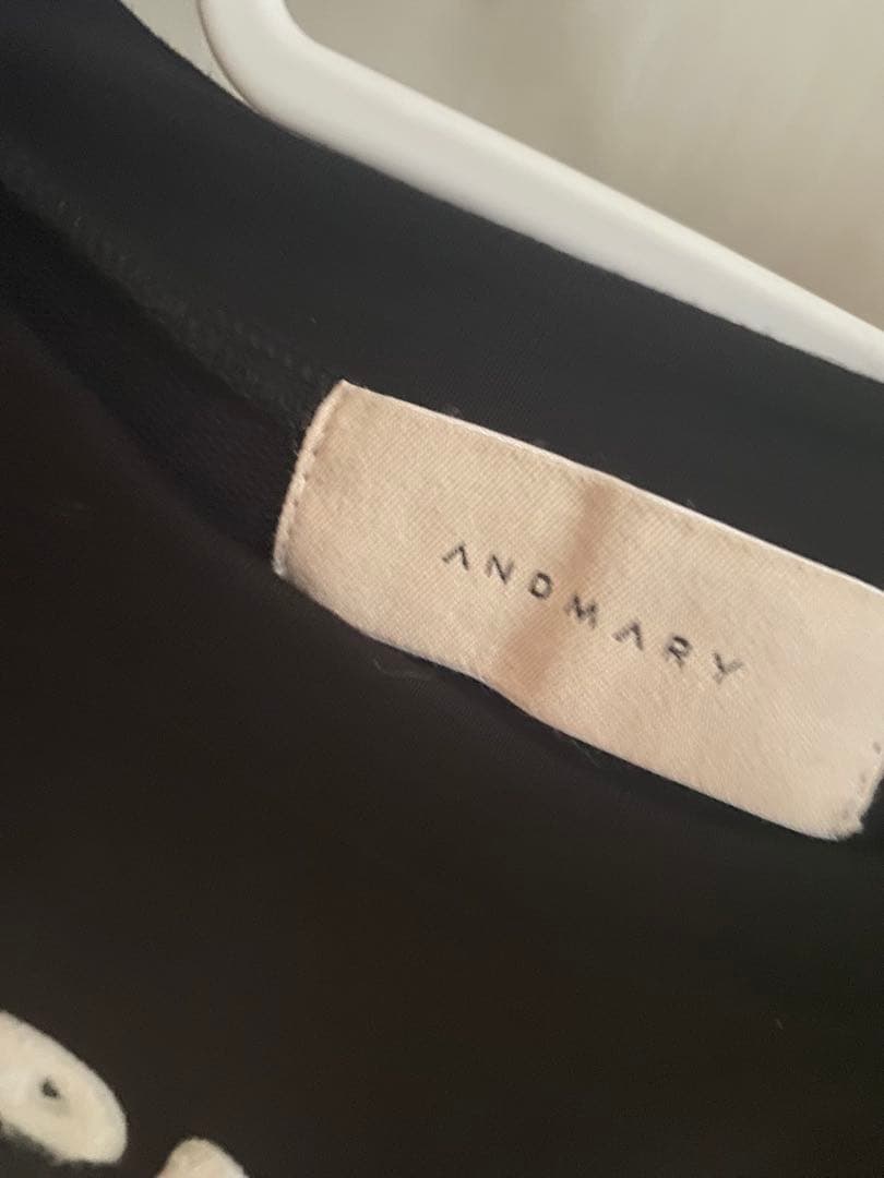 andmary Mary logo tops black アンドマリー