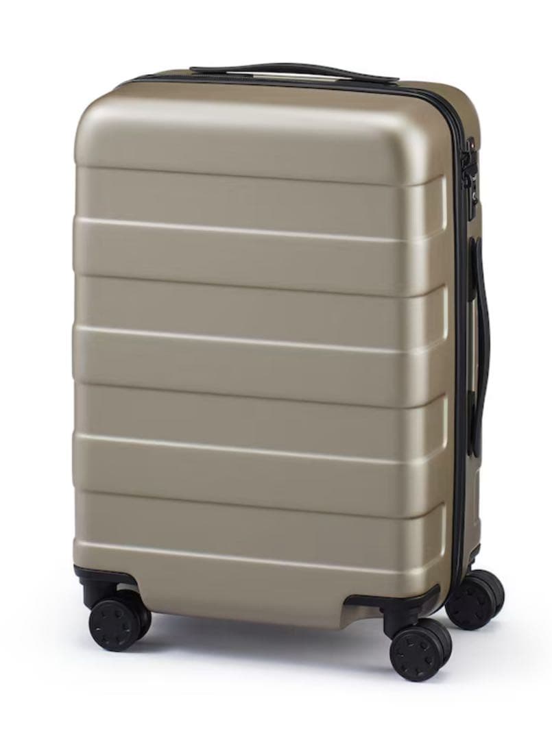 無印良品　キャリーケース TSAロック付き