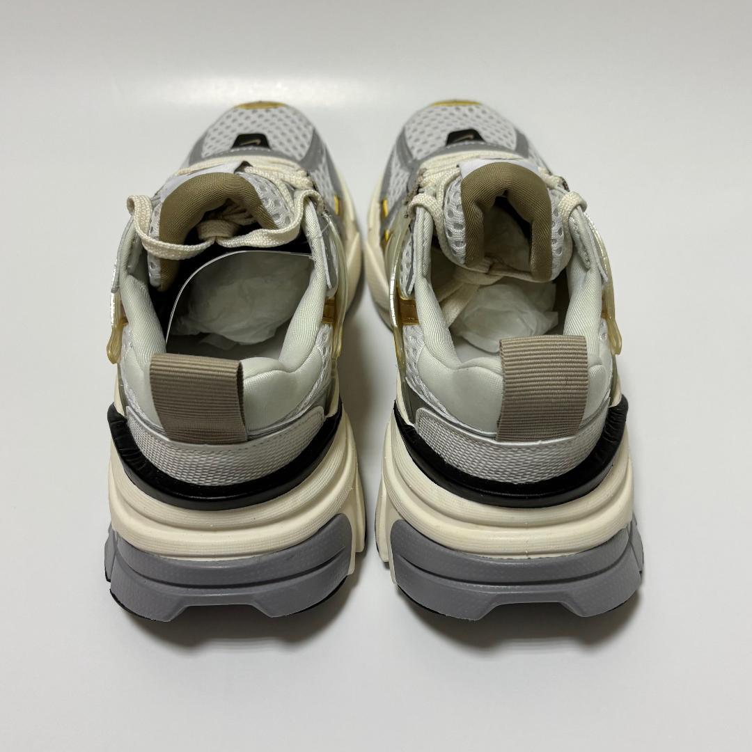 24cm 白 金 ナイキ ウィメンズ V2K ラン