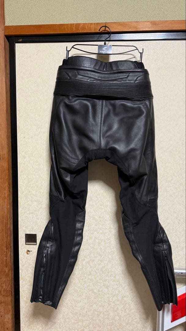 HYOD ブラックレザーパンツ ブーツイン LL