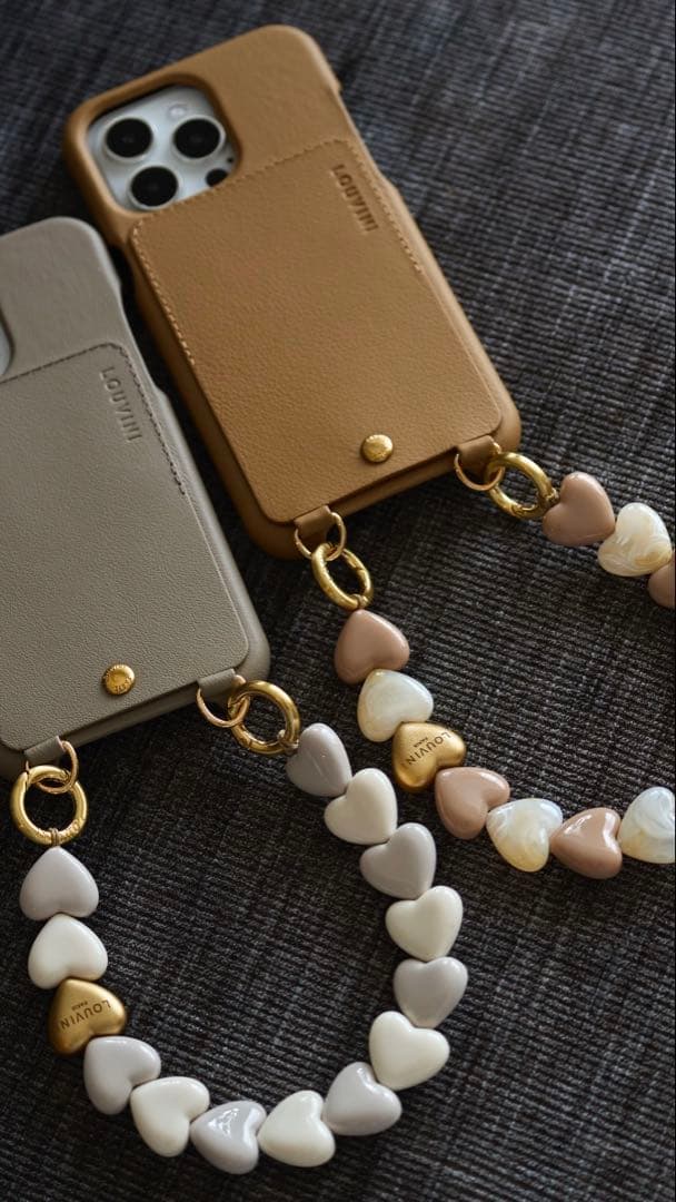 【新品未使用】LOUVINI ハンドストラップ