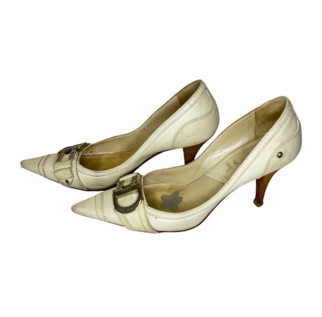 Dior ホワイト ポインテッドトゥ シューズ　レザー　バックル　装飾　８センチ