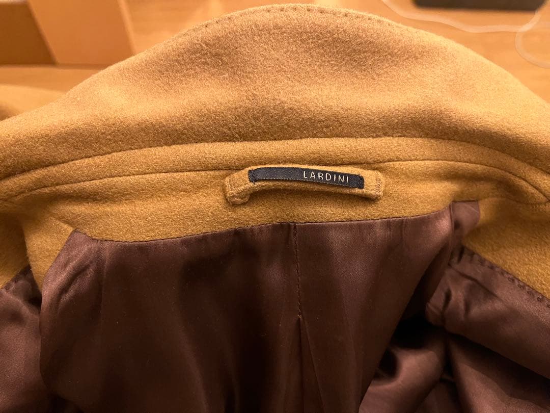 LARDINI CAMELチェスターコート