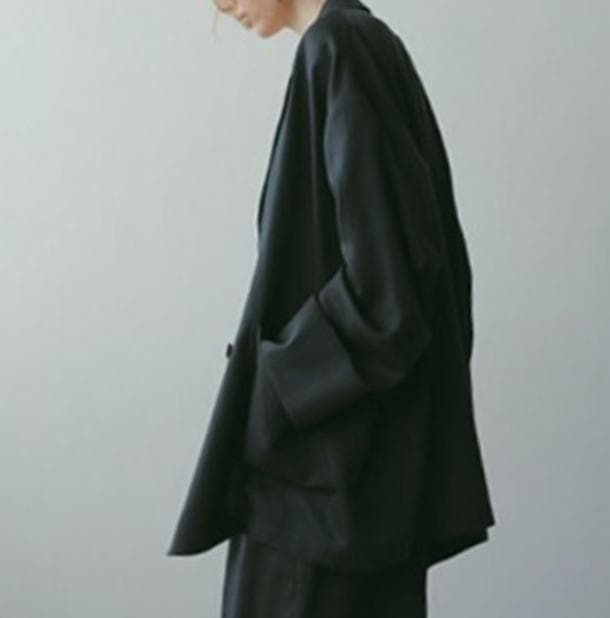 完売・新品・未使用【ETRE TOKYO】ダブルブレストエアリージャケットS