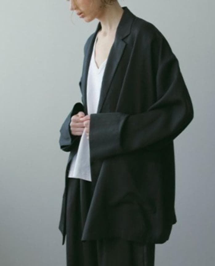 完売・新品・未使用【ETRE TOKYO】ダブルブレストエアリージャケットS