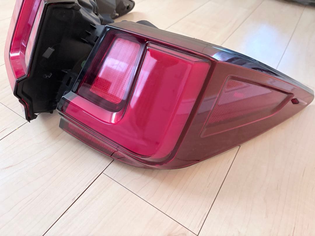 レクサスRX テールランプ一文字化キット