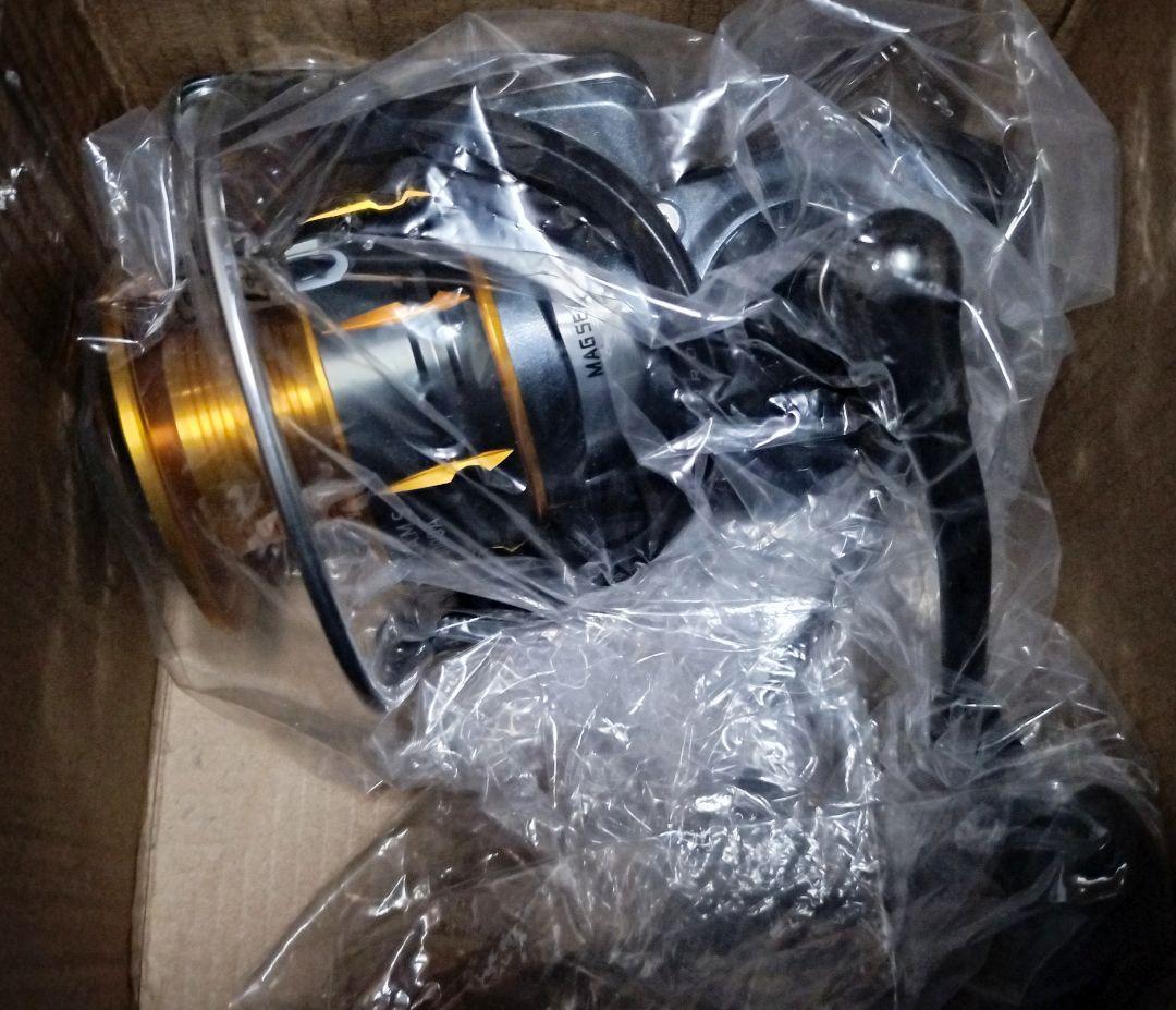 Daiwa FREAMS 4000A スピニングリール