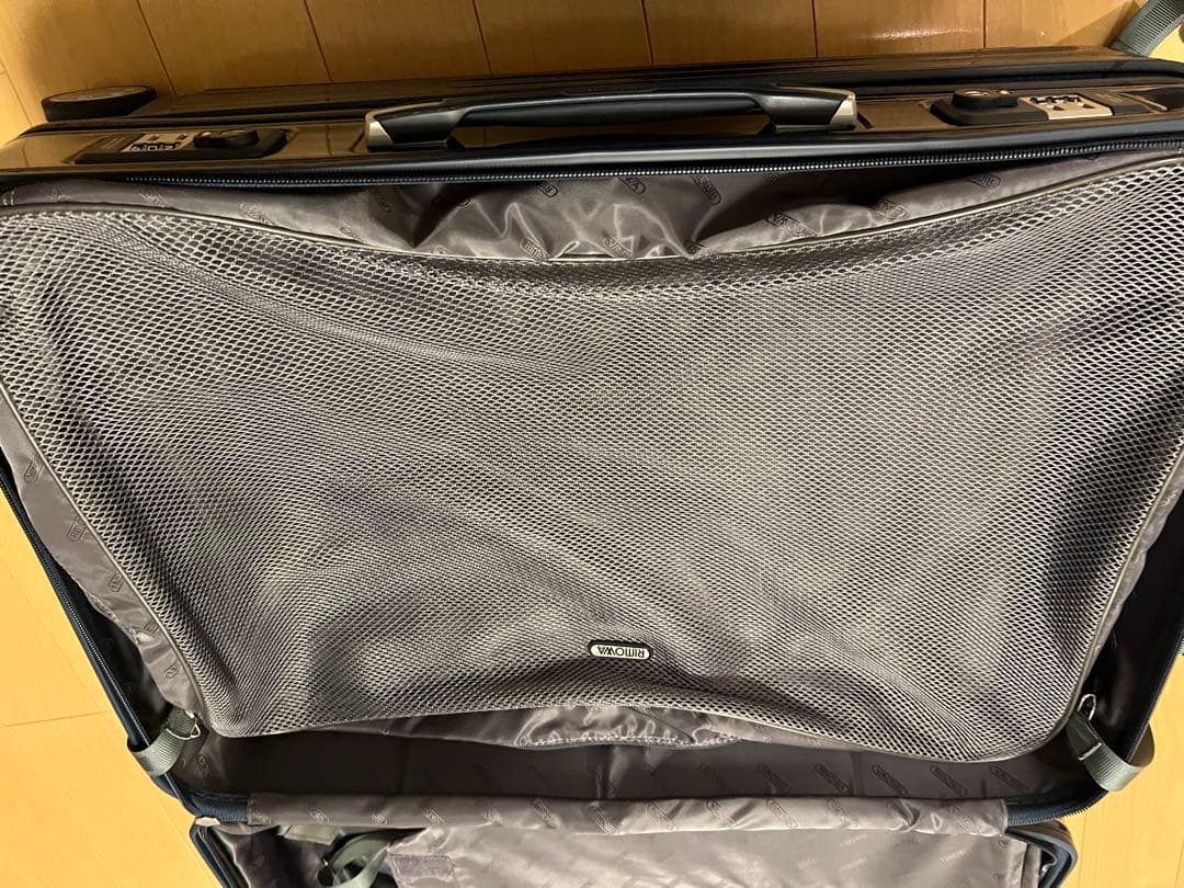 Yasu 　　リモワ　スーツケース94L