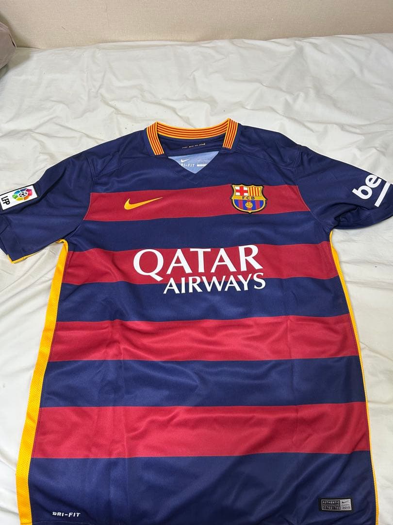 メッシ 直筆サイン入りユニフォーム　15-16 バルセロナ