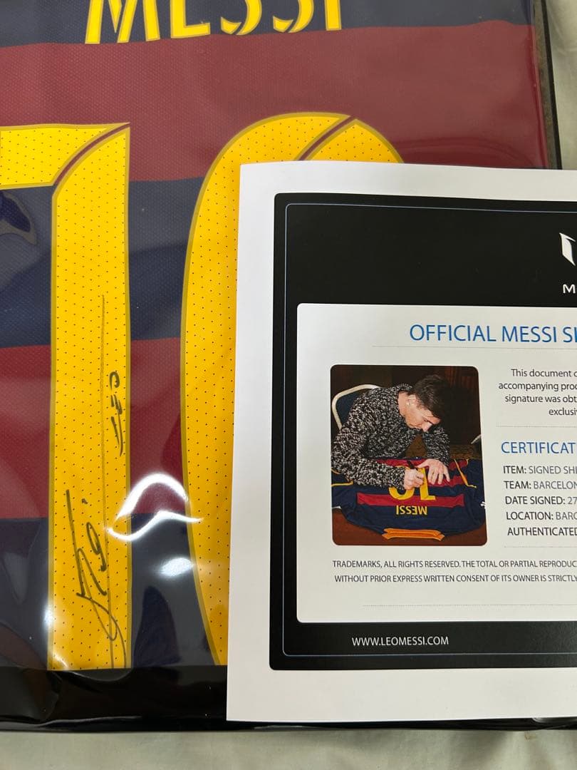 メッシ 直筆サイン入りユニフォーム　15-16 バルセロナ