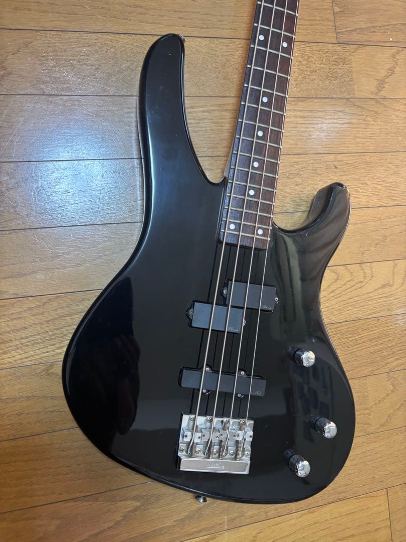Washburn/エレキベース PAT BADGER シグネチャーモデルEMG