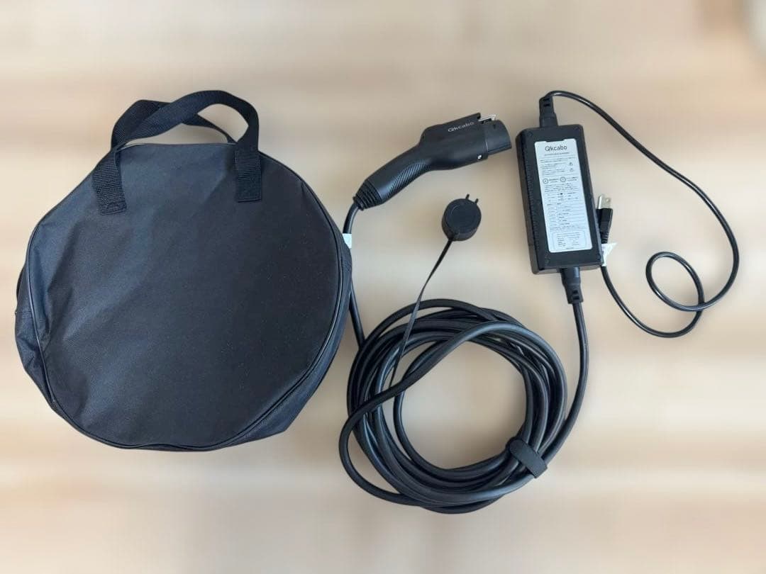 Qkcabo 電気自動車 充電ケーブル　ケース付き