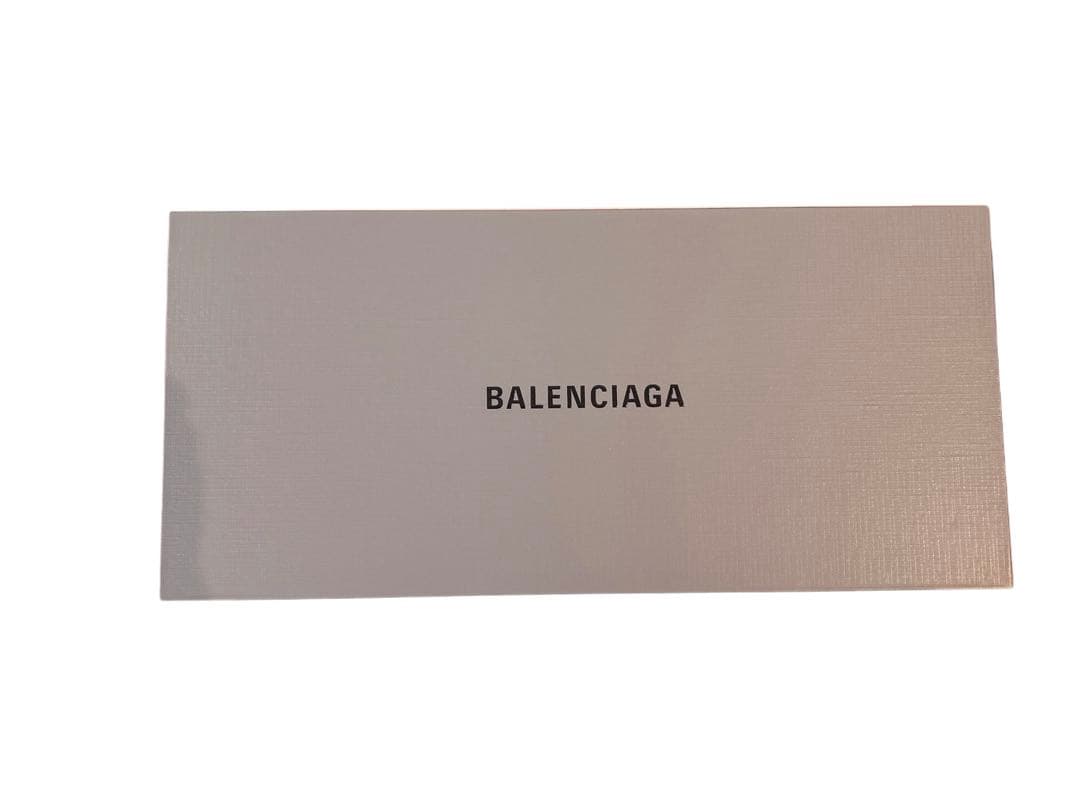 BALENCIAGA バレンシアガ バレンタイン ギフト クッキー型 非売品