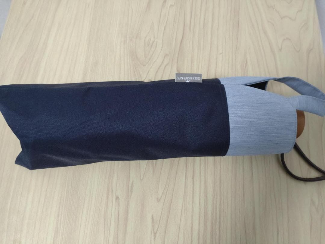 サンバリア100　3段折日傘　未使用