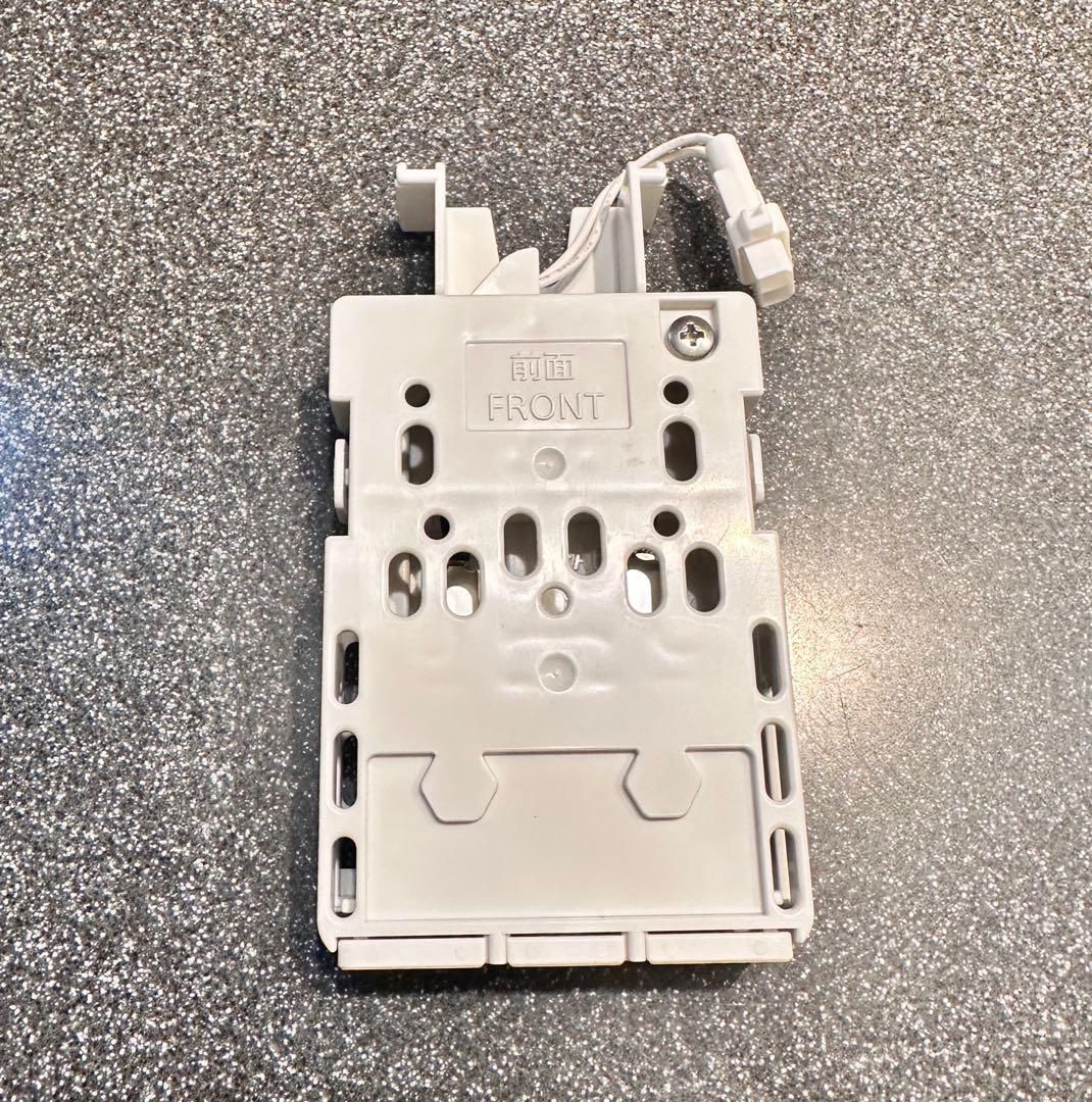 5*1様 空気清浄機部品 コネクター付き