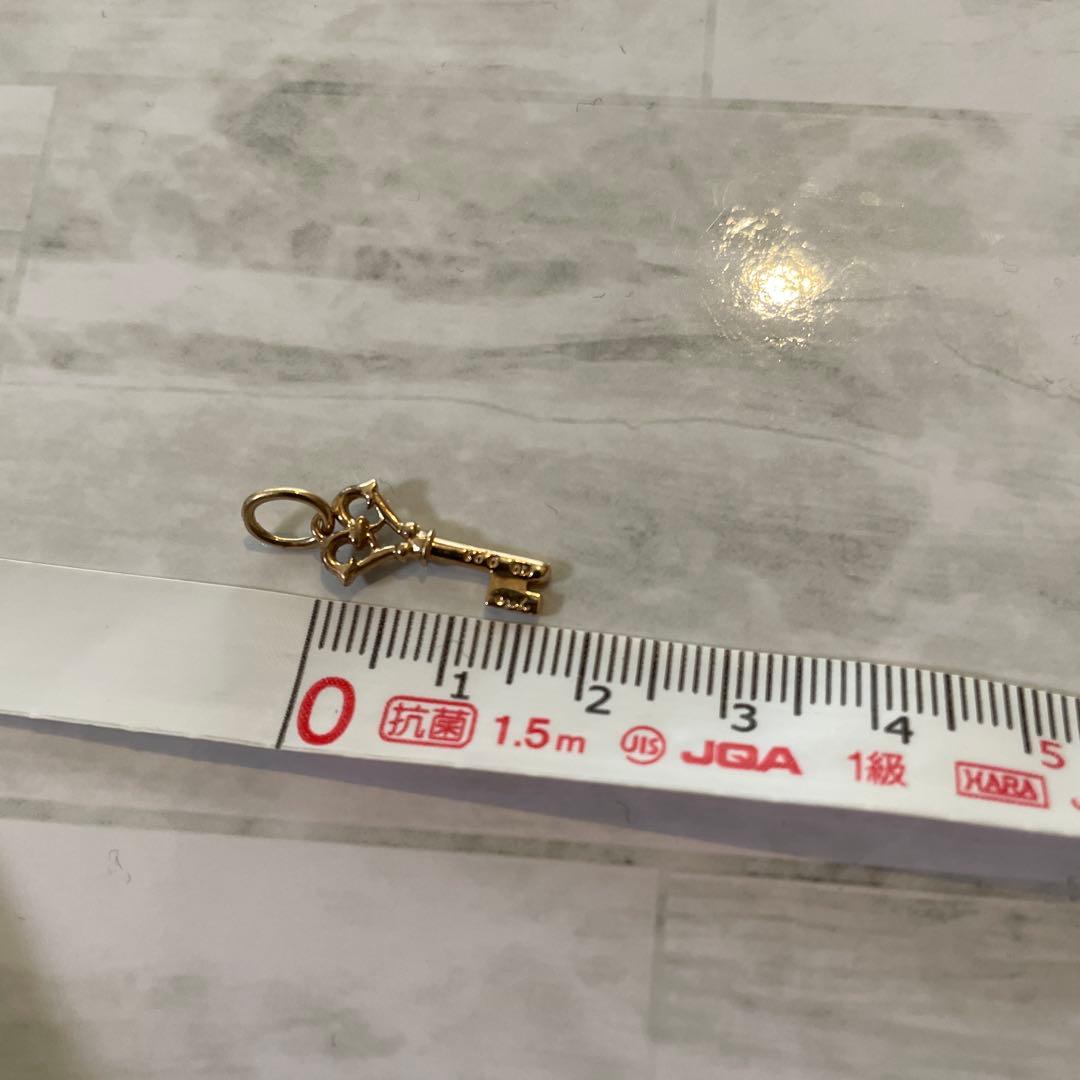 アガット　k１０　ネックレスチャーム　ゴールド　一粒ダイヤ0.01 超美品